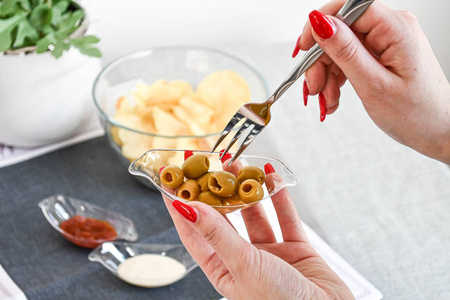 Widelce do przekąsek FINGERFOOD MINI 10cm 100szt