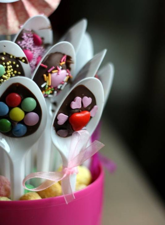 ZESTAW SERWETKA + ŁYŻKA 350SZT