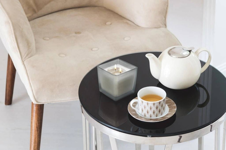 ŚWIECA ZAPACHOWA BISPOL BIAŁE KWIATY