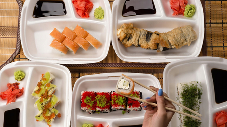 PAŁECZKI BAMBUSOWE DO SUSHI 21CM 100SZT