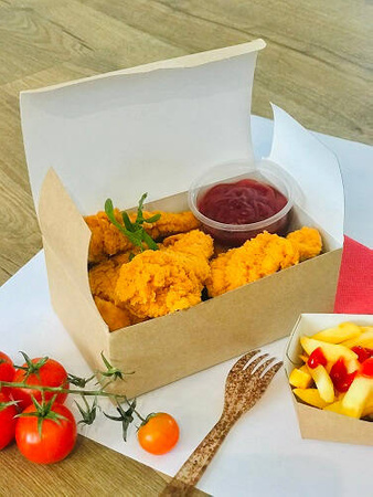 LUNCH BOX KURCZAK MAŁY 144x84x60 mm a100szt