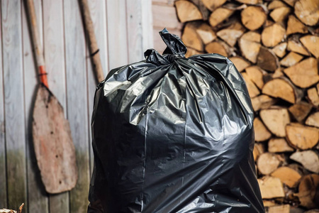 WORKI NA ŚMIECI CZARNE 60L 50SZT