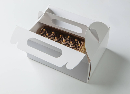 PUDEŁKO NA CIASTO 19x14x9CM wzór PS50 SERCE a10szt