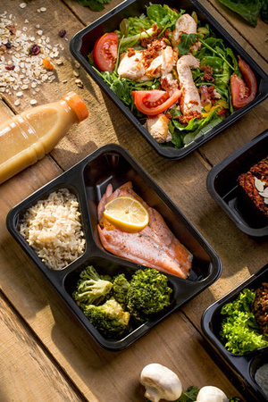 POJEMNIK CATERINGOWY DO ZGRZEWU TRÓJDZIELONY 227x178x30MM 500ML 50 SZT